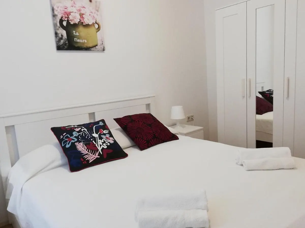 City Center Apartment Umag 0*,  Croatia