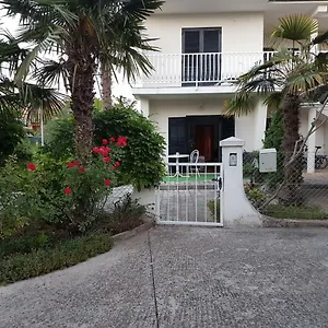 Beachfront Palma Apartment
